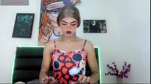 brittany gomez  online show from July 12, 3:30 am
