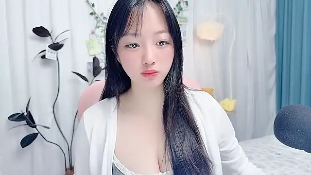 Winnie666999 online show from August 4, 3:21 am