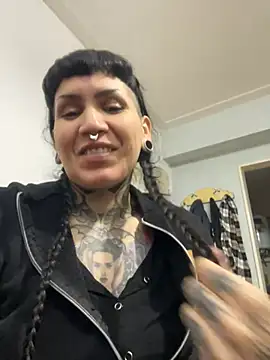 PamVamp online show from June 20, 7:49 pm
