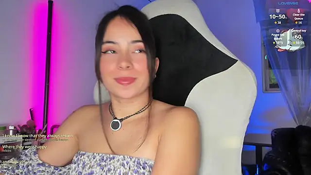 aishellyng20  online show from July 1, 4:03 am
