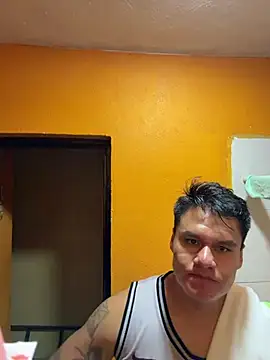 LatinoLeones online show from July 14, 4:50 am