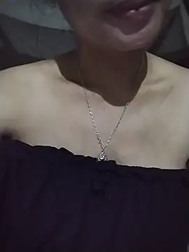 Snapshot of _Lynk_ chatting on July 16, 1:11 am Lynk online show from July 16, 1:11 am