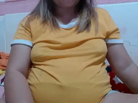 SweetPreggyElena online show from June 21, 12:41 pm