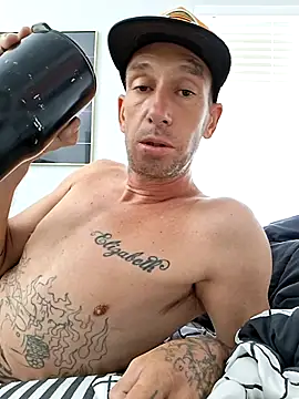 Snapshot of handyandy7 chatting on July 4, 7:20 pm handyandy7 online show from July 4, 7:20 pm
