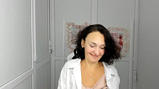 OliviaKateee online show from July 19, 6:17 am