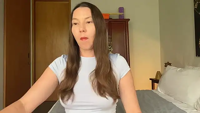 kittycat4you online show from April 17, 5:43 am