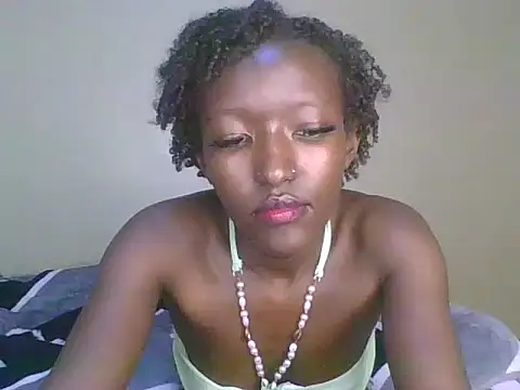 Snapshot of Keilay chatting on June 27, 8:08 am Keilay online show from June 27, 8:08 am