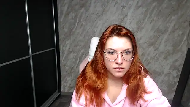 Reginasmilee online show from February 4, 2:28 am