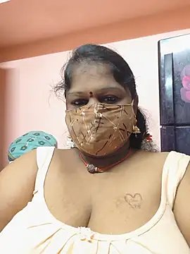 yalini1431 online show from June 26, 8:24 pm