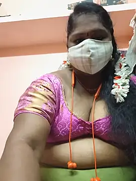 yalini1431 online show from July 13, 7:38 pm