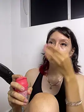 im lizzy17 online show from June 29, 6:08 am