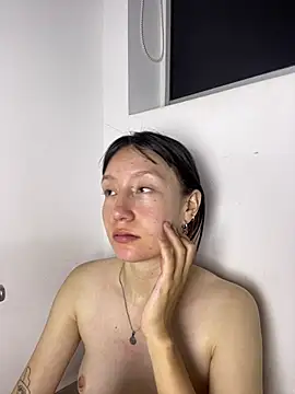 im lizzy17 online show from August 5, 3:20 am