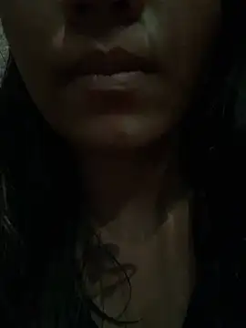 SHANAYA-HOT online show from June 25, 8:30 am