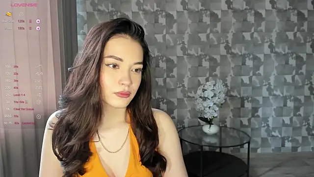 E mil y online show from June 26, 7:35 am