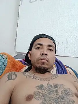 luis22fuego online show from June 24, 6:01 am