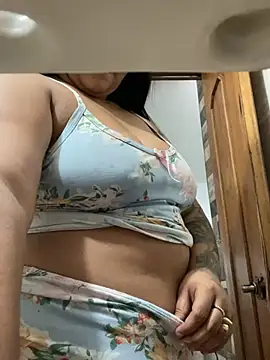 Valentina Tilly online show from July 11, 2:09 pm