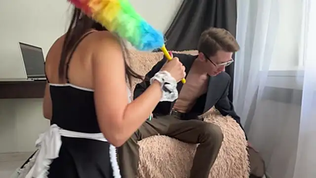 Colin and Leila online show from July 5, 7:15 am