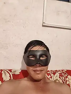 hottraibao93 online show from July 2, 11:05 am