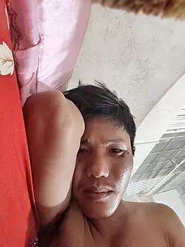hottraibao93 online show from July 6, 3:36 pm