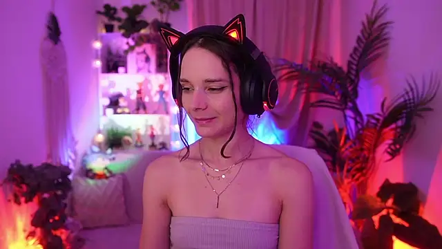Anna Leah  online show from July 29, 7:23 pm
