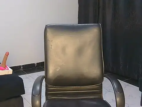 Mysteriousgirrll online show from June 26, 2:16 am