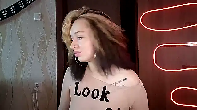 ElianaFox  online show from July 9, 8:29 am
