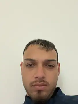 Snapshot of Erick_Santos39 chatting on July 14, 3:29 pm Erick Santos39 online show from July 14, 3:29 pm