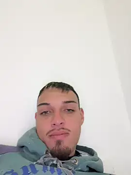 Snapshot of Erick_Santos39 chatting on July 15, 3:39 pm Erick Santos39 online show from July 15, 3:39 pm