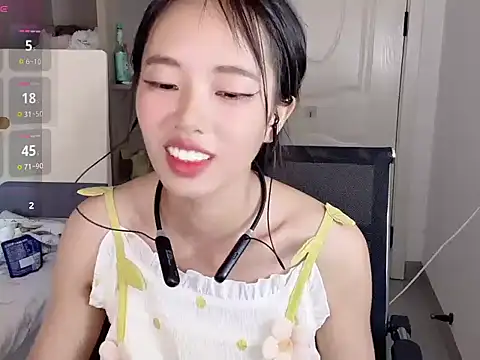 xiaolei-999 online show from June 28, 3:45 am