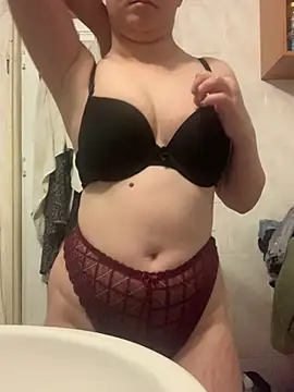 Doggymelisa online show from July 15, 3:50 pm