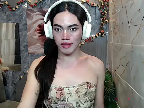 Crisgwapa08 online show from July 7, 5:06 pm