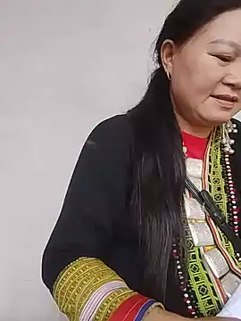 phay1979 online show from July 3, 3:57 am