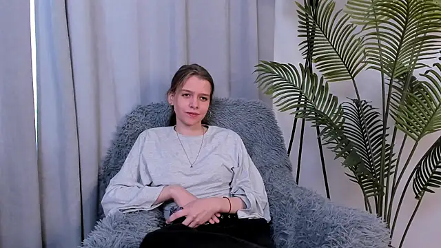 JeneeIckert online show from July 3, 12:00 pm