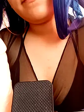 cremmluna online show from July 8, 3:27 pm