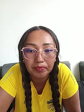 chells  online show from July 7, 6:23 pm