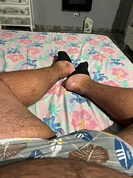 AloofSpinoff online show from July 3, 1:01 am