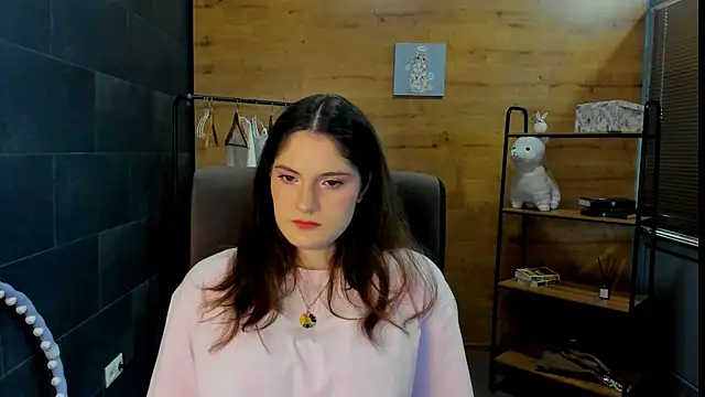 ReneeeKing online show from July 14, 10:21 am