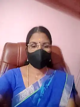 Snapshot of tamil_peenqueen chatting on July 9, 6:28 am tamil peenqueen online show from July 9, 6:28 am