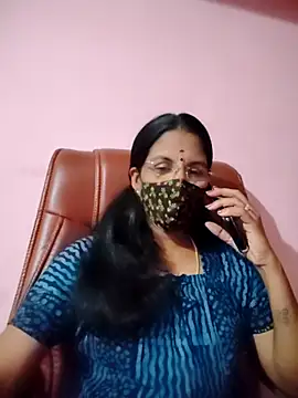 Snapshot of tamil_peenqueen chatting on July 10, 4:39 am tamil peenqueen online show from July 10, 4:39 am