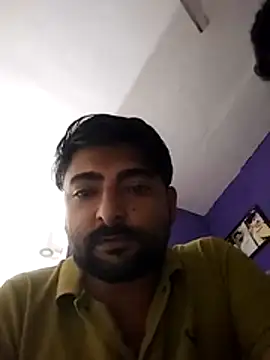 Queen Raaani online show from July 4, 10:10 am