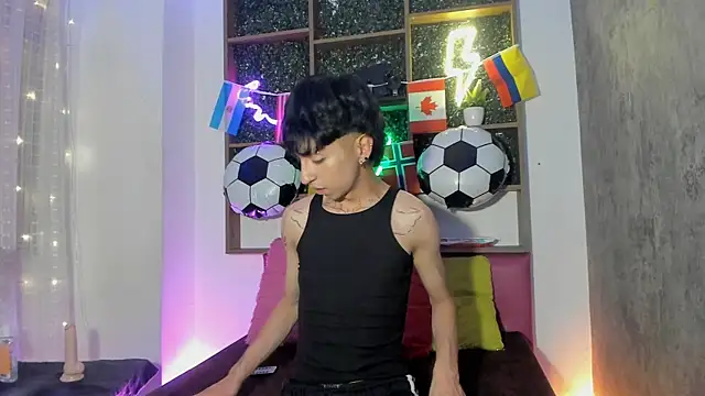 Dominik lux online show from July 7, 3:31 am