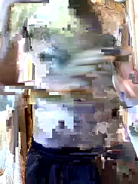 Snapshot of batman065 chatting on July 4, 1:39 pm batman065 online show from July 4, 1:39 pm
