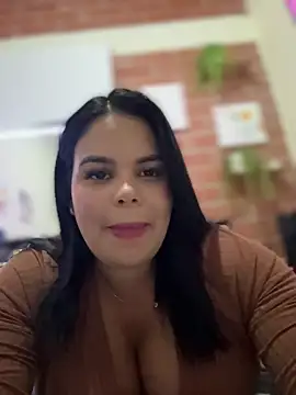 AliceStarshine online show from February 15, 2:30 am