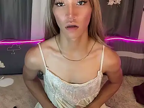 urasianfairyxx online show from July 16, 5:35 am