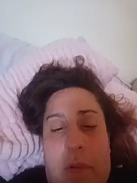 Mannibee online show from July 8, 10:58 pm