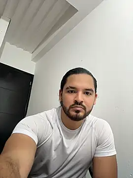 Efren Fernandez online show from July 7, 1:19 am