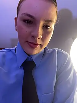 Snapshot of KateRousee chatting on July 7, 12:31 pm KateRousee online show from July 7, 12:31 pm