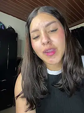 Snapshot of lamarucha_nora chatting on July 8, 12:37 am lamarucha nora online show from July 8, 12:37 am