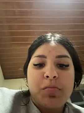Snapshot of lamarucha_nora chatting on July 9, 2:15 am lamarucha nora online show from July 9, 2:15 am