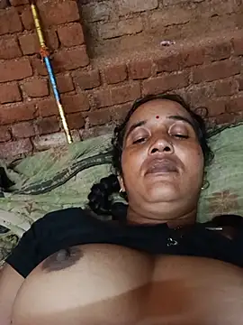 HOjulipal84 online show from August 8, 6:48 am